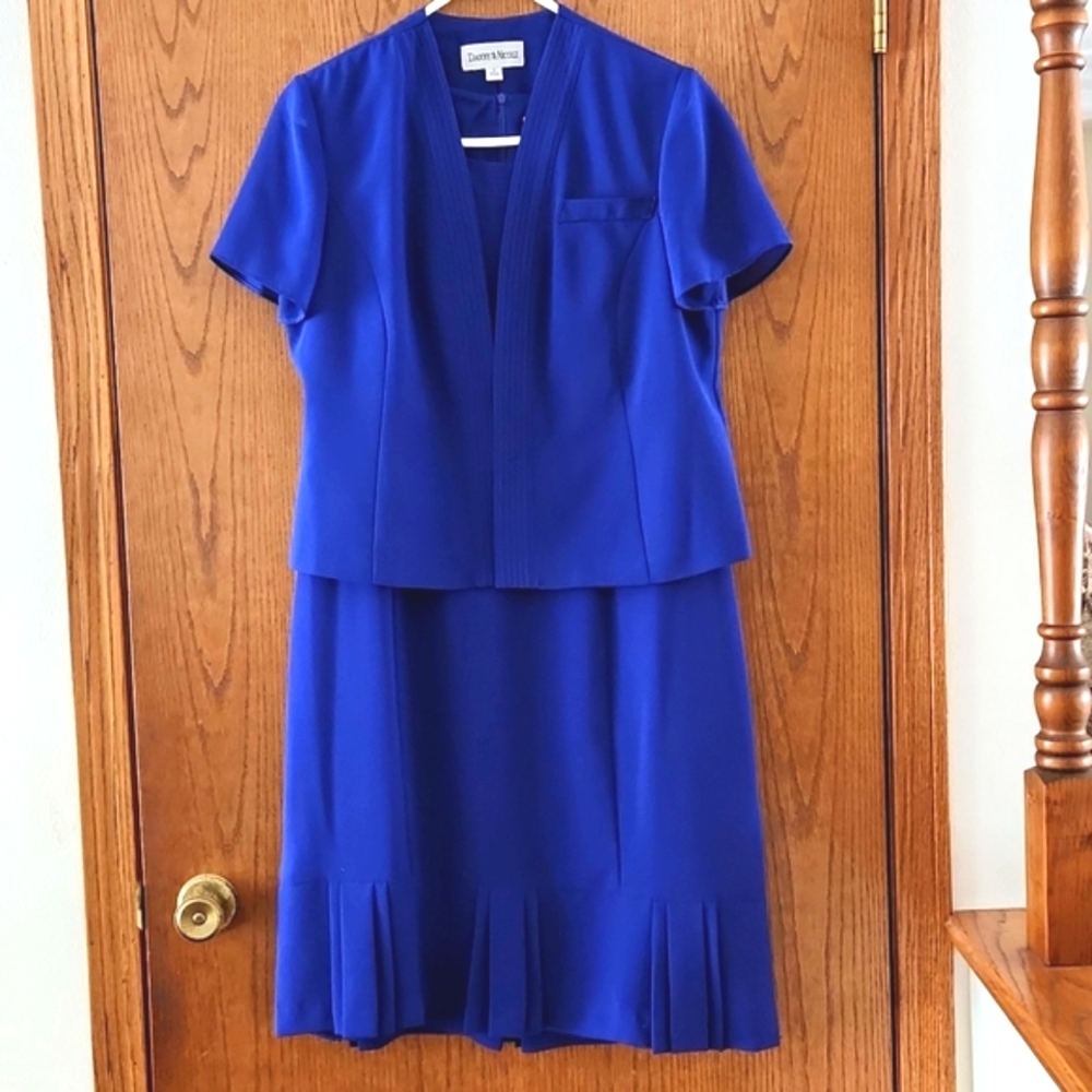 Beautiful Misses Danny & Nicole lined jacketed dress - Size 14